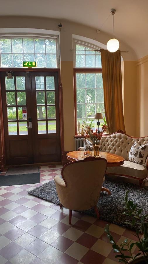 Ting1903 Bed & Breakfast Авеста Екстериор снимка