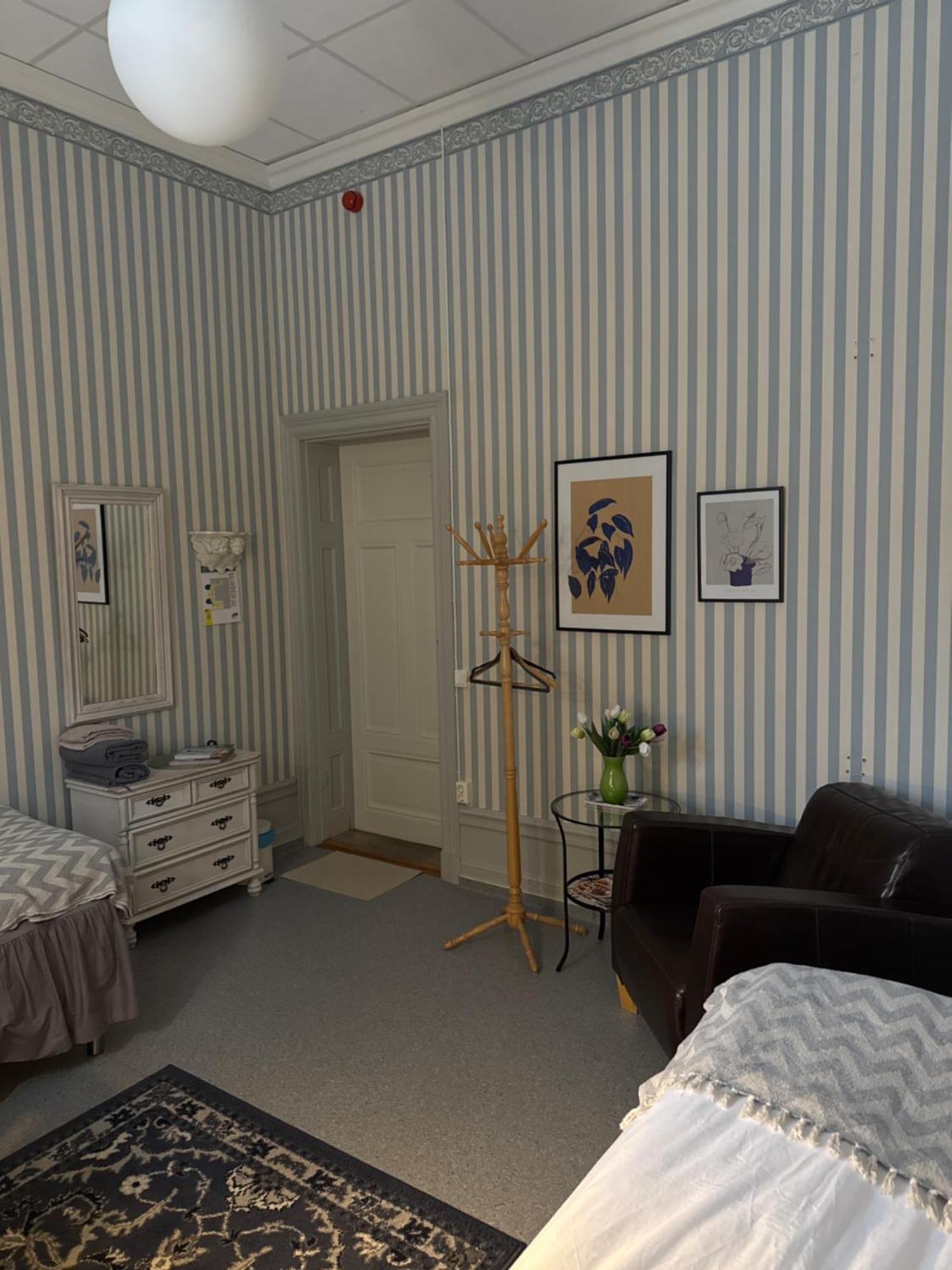 Ting1903 Bed & Breakfast Авеста Екстериор снимка